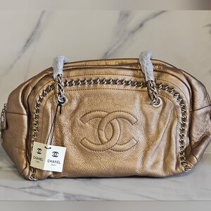 ONLY ONE!  Gorgeous Iconic Bronze Leather  Handbag